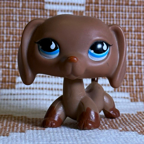 Hasbro plastic dachshund - hasbro,